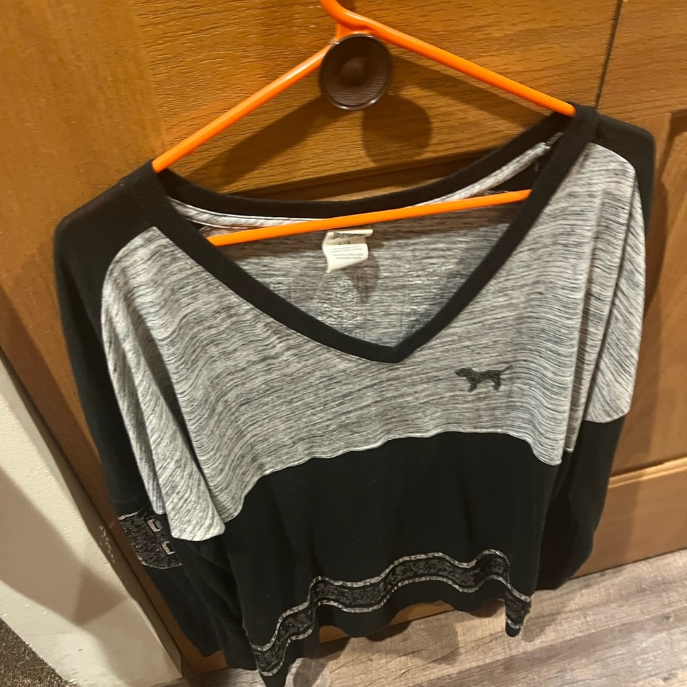 Women's Black and Gray Top